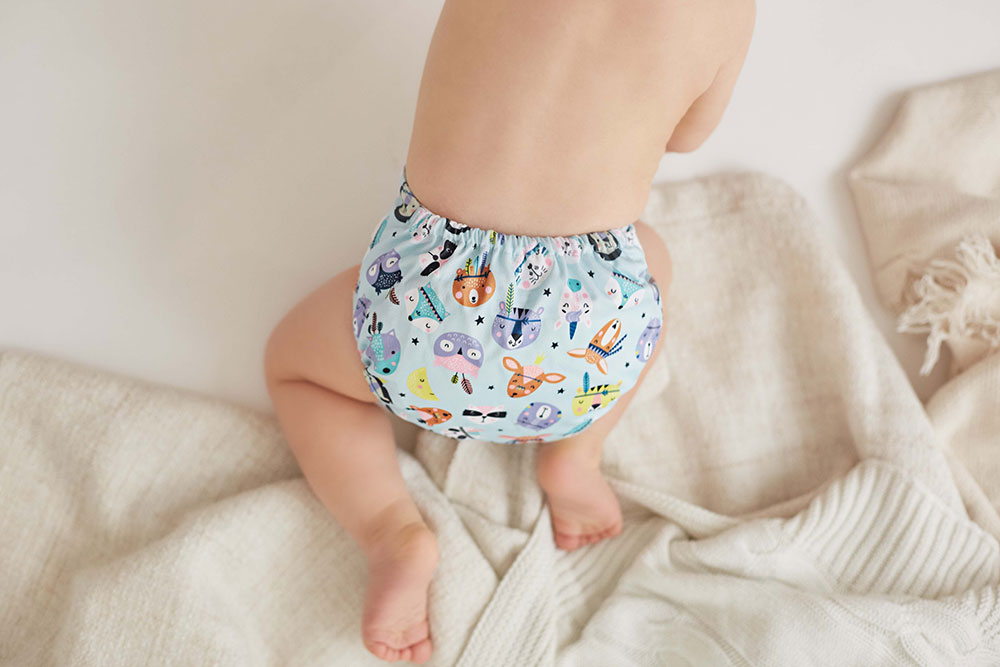 Blümchen velcro newborn / SM with outer single thigh elastic - MamaMaci