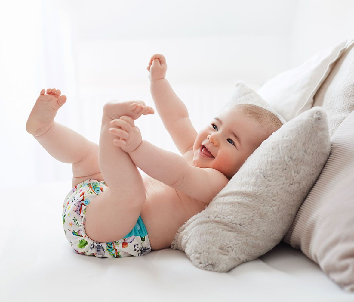 Blümchen velcro newborn / SM with outer single thigh elastic - MamaMaci