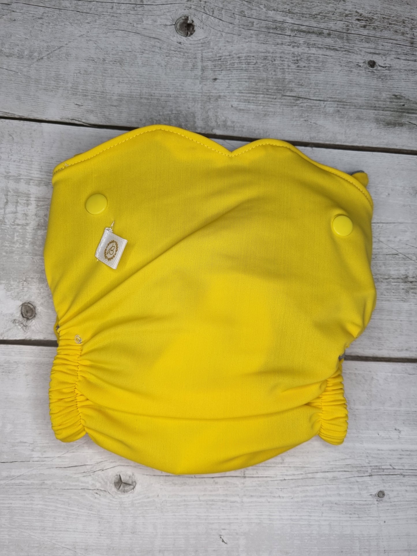Blümchen velcro newborn / SM with outer single thigh elastic - MamaMaci